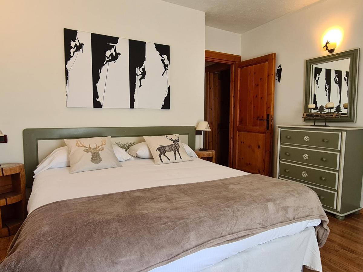 Double or Twin Room,1287495112:JPEG